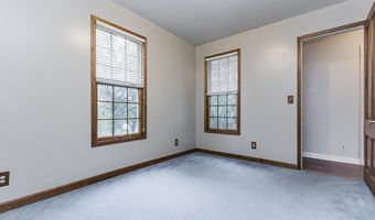 724 N Water St, Albany, IN 47320