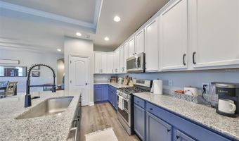 7023 OLD BENTON Dr, Apollo Beach, FL 33572