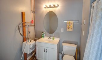 2445 Seiler Rd, Alton, IL 62002