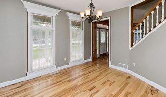 718 NE Brook Haven Dr, Ankeny, IA 50021