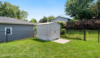 2719 E Tiffin Ave, Des Moines, IA 50317