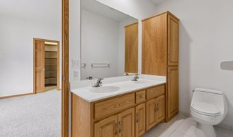 7690 Gibraltar Ter, Apple Valley, MN 55124