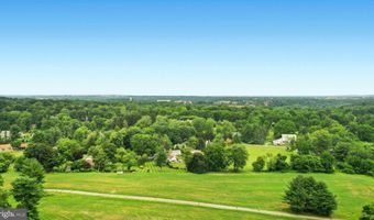 2458 RIVERBEND Rd, Allentown, PA 18103