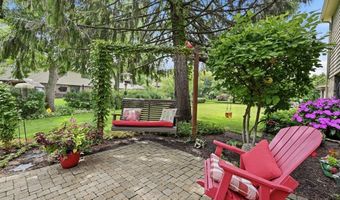 1411 W Allison Ct, Arlington Heights, IL 60005