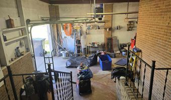 1800 White Dr, Batesville, AR 72501