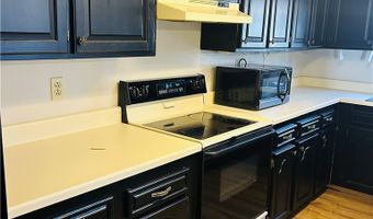 17 Dogwood Dr, Bella Vista, AR 72715