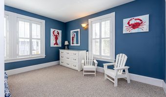 11 Roberts Ave, Bar Harbor, ME 04609