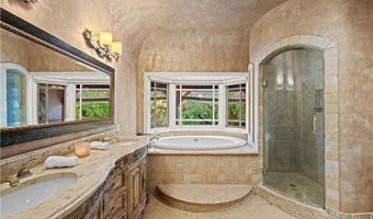 5920 Colodny Dr, Agoura Hills, CA 91301