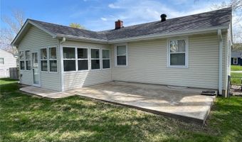 433 Essen Ln, Ballwin, MO 63021