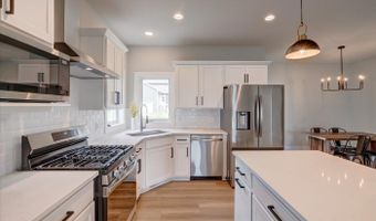 4820 Lacy Rd, Fitchburg, WI 53711