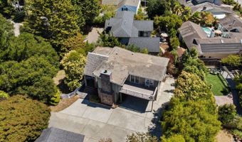 674 Clubhouse Dr, Aptos, CA 95003
