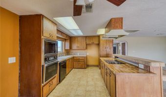 3194 Sycamore Ave, Bullhead City, AZ 86429