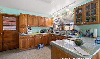466 27th St, Allegan, MI 49010