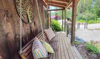 274 E Washington Rd, Bradford, NH 03221