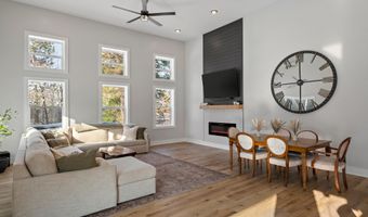 9815 Snow Pointe Dr SE, Alto, MI 49302