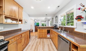 35111 JEFFERSON Ln, Astoria, OR 97103
