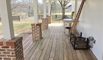 812 Bessie Ln, Ball Ground, GA 30107