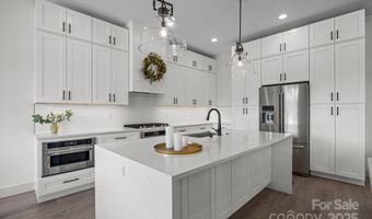 318 Avery Trail Dr, Arden, NC 28704
