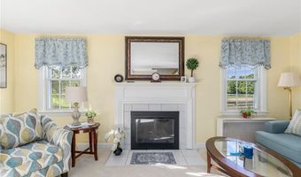 115 Bryant Rd, Cranston, RI 02852