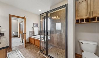 1203 NE 47th St, Ankeny, IA 50021