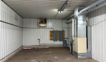 301 Old Dubuque Rd, Anamosa, IA 52205