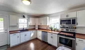 111 N Depot St, Batesville, IN 47006