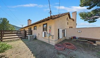 9060 Yucca Hills Rd, Agua Dulce, CA 91390