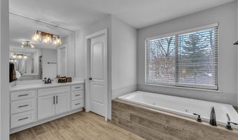 1091 Green Rd, Ann Arbor, MI 48105