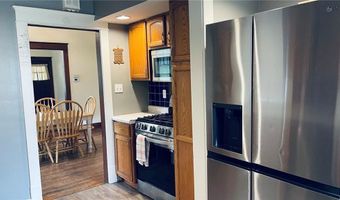 416 N 9th St, Atchison, KS 66002
