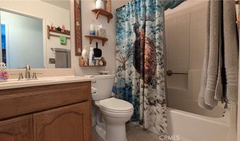 28210 Desert Vw, Apple Valley, CA 92308