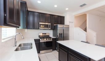 6256 CAMINO Dr, Apollo Beach, FL 33572