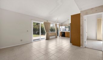 5469 Softwind Way, Agoura Hills, CA 91301