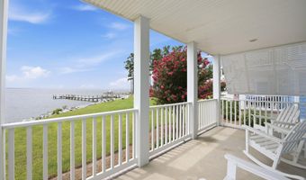 511 Neuse Village Rd 1, Arapahoe, NC 28510
