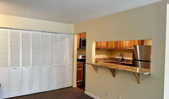 7904 INVERTON Rd 204, Annandale, VA 22003