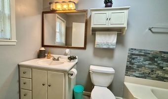 102 Club House Dr, Bald Knob, AR 72010