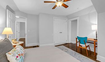 18 Middletown Ave, Atlantic Highlands, NJ 07716