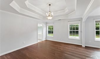 210 Lexington Cir, Athens, GA 30605