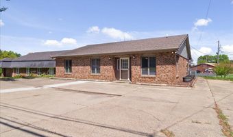 1154 E Main St, Boonville, IN 47601