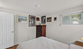 10 Frances Rd, Bayonne, NJ 07035