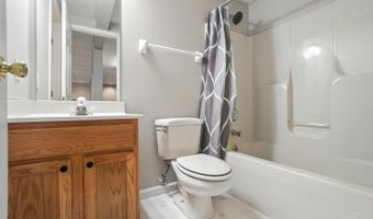 621 Covedale Ave, Delhi, OH 45238