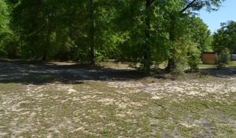 214 Lakepoint Rd, Alford, FL 32420