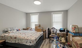 227 W GRAISBURY Ave, Audubon, NJ 08106