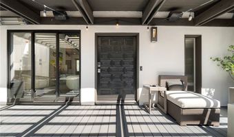 2522 Zorada Dr, Los Angeles, CA 90046