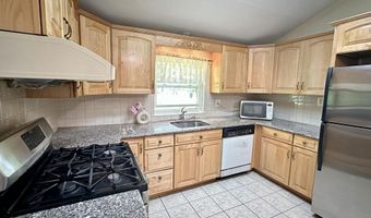 404 Harmony Rd, Middletown, NJ 07748