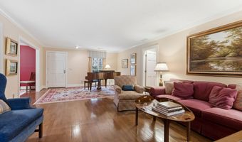 1355 Sherry Dr, Alpharetta, GA 30009