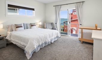 230 MARITIME Ln, Astoria, OR 97103