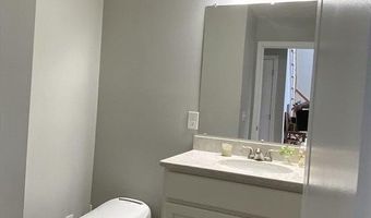 25 Damato Way, Agawam, MA 01001