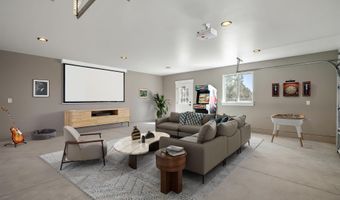 25480 Bachelor Ln, Bend, OR 97701