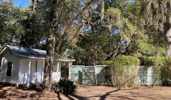 2301 Hermitage Rd, Beaufort, SC 29902