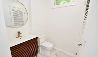 53 Cedar Ridge Dr, Alloway, NJ 07462